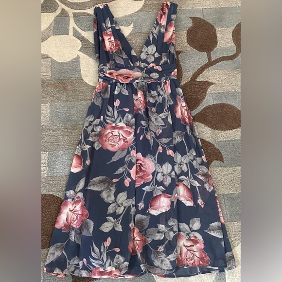 Lulus Queen of Hearts Navy Blue Floral Print Midi Dress - Picture 3 of 11